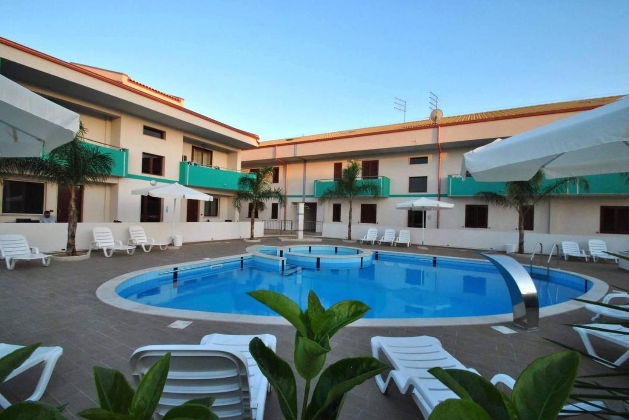 سانتا ماريا ديل فوكالو Residence Fronte Mare المظهر الخارجي الصورة