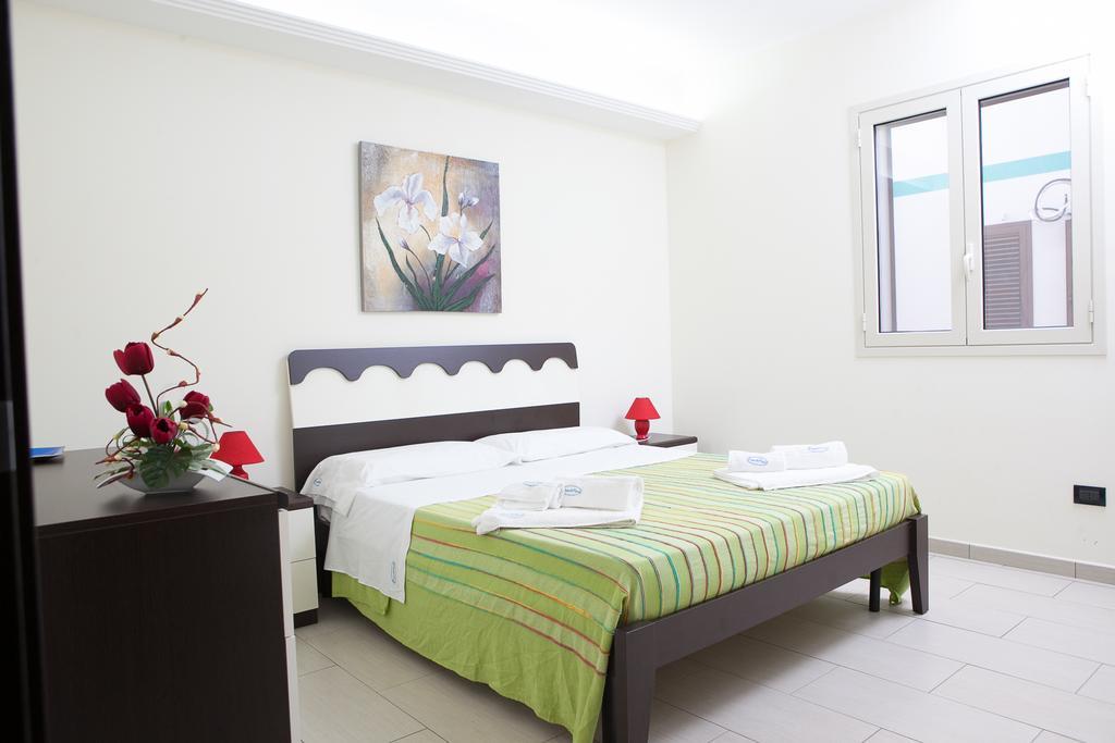 سانتا ماريا ديل فوكالو Residence Fronte Mare الغرفة الصورة